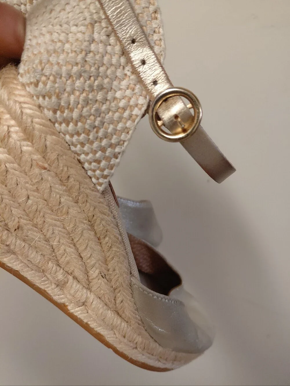 Kanna Womens Gold Slingback Espadrille Wedge Heels Sandals Size 5.5-6